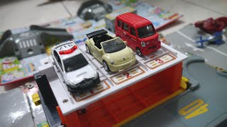 TOMICA停車場遊戲組｜模型造鎮｜郵務車、敞篷車、警察車、直升機、吊臂、工程車玩具【 love TV小寶愛你笑】