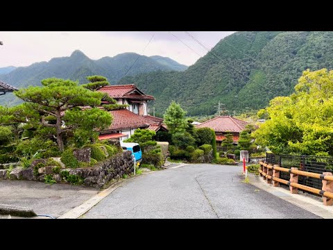 The Most Beautiful Japanese Countryside Village Walking Tour 4K HDR