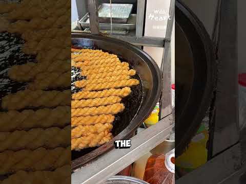 Deep Fried Twisted Pastry