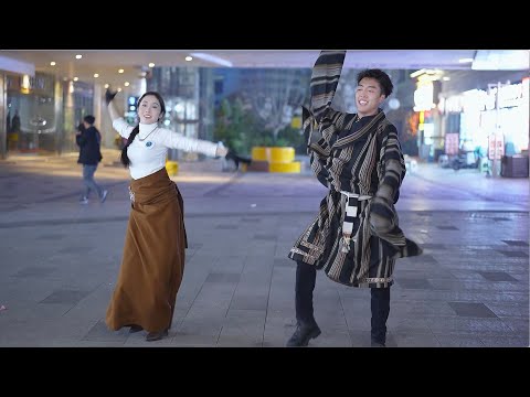 The Tibetan dance performed by excellent Tibetan dancers is so wonderful