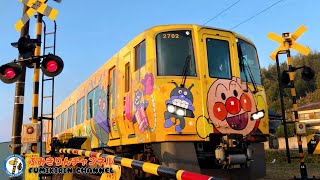 【Train】Railroad crossing movie54 JR Shikoku Dosan-Line 2700 series new type train