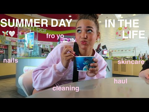 SUMMER DAY IN THE LIFE| nails , fro yo, haul, skincare & cleaning 🧚‍♀️🤍