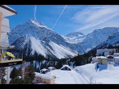 Arosa Snow Mountain View