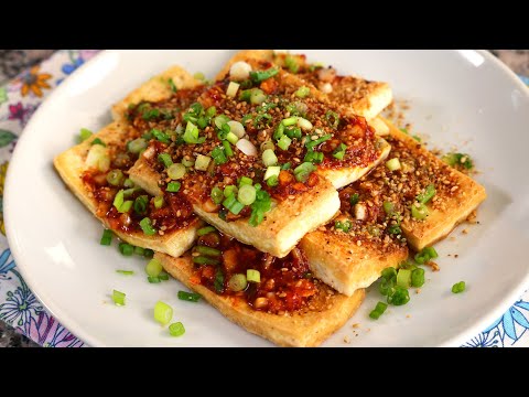 Pan fried tofu with spicy sauce (Dububuchim-yangnyeomjang: 두부부침양념장)