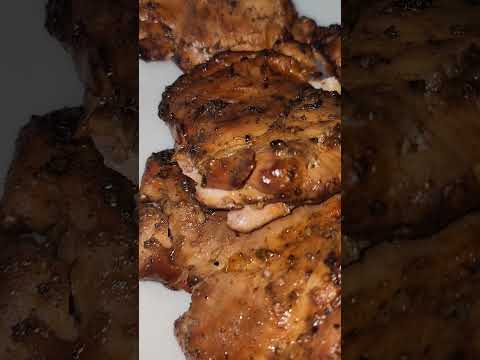 #chicken #chickenthighs #food #food #shortsvideo #foodie #smokedaddysbbqllc #smokedchicken #shorts