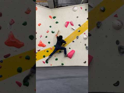 Simple and fun coordination move #Bouldering