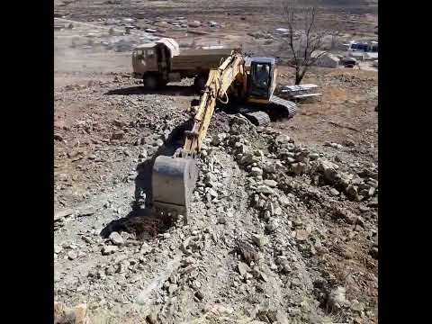 FMTV series M1090 5 ton 6x6 dump truck