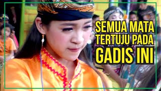 PESONA GADIS PENARI TRADISIONAL