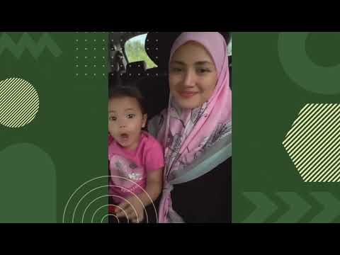 Fazura || Fatima buat muka comel bersama mommy