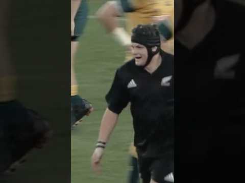 Richie McCaw's FIRST ever try for the All Blacks!! 🙌