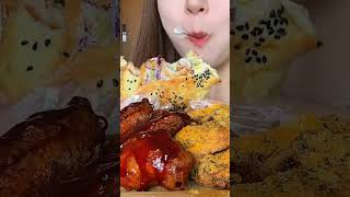 #mukbang #hungrygirl #hungrygirleatingshow #eatingsounds #eating #hungrymukbangers