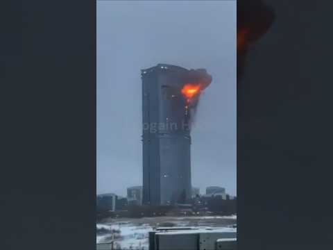 Russia Under Attack: Ukrainian Drones Strike Kazan High-Rises, Resembling 9/11 Attacks in the US