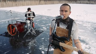 Twenty One Pilots - Midwest Indigo (Official Video)