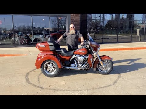 2024 Harley-Davidson FLHTCUTG TriGlide Red Rock and Black