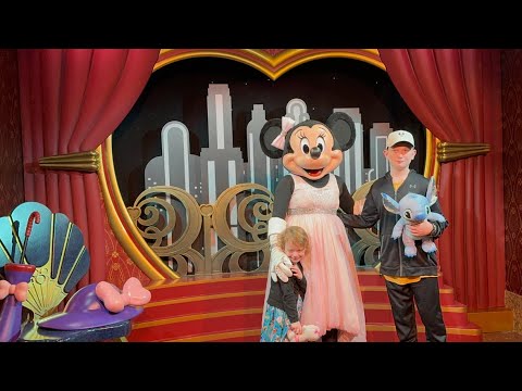 Hollywood Minnie Mouse Meet and Greet at Disney's Hollywood Studios!