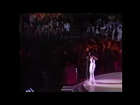 Michael Jackson dancing onDiana Ross birthday party rare