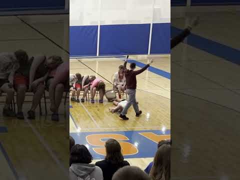 Mass Hypnosis Makes Girl Fall & Guy Hesitate #prom2024 #hypnosis #hypnosisshow #hypnotized