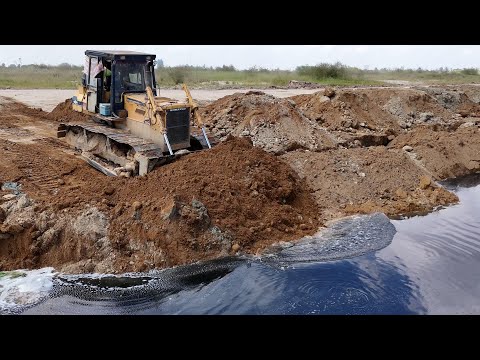 WOW! Best Skill Driver Bulldozer Pushing Soil Drop To Water Komatsu D53P & 25.5T Truck Unloading