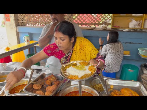 Shampa Aunty Serves Affordable Lunch Thali | Street Food