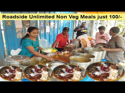 Indian Cheapest Roadside Unlimited Meals | Hyderabad Street Food | Hard Working Women Selling Meals