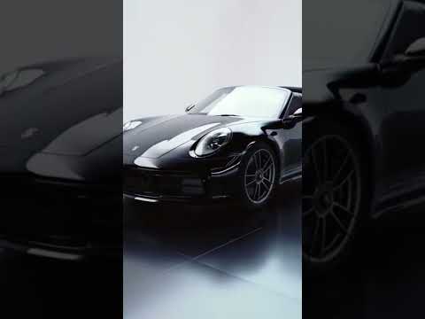 Porcshe 911 - 50 Years Porsche Design | shorts