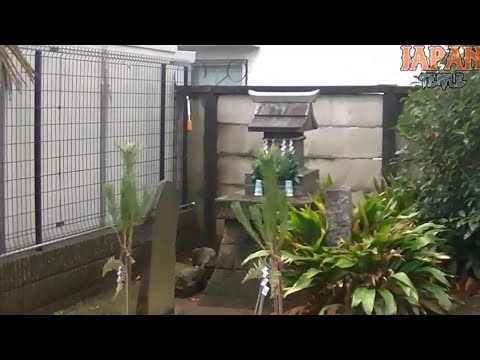 豊島二百柱社　東京都中野区沼袋2-40-1