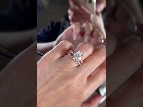 2 CT oval cut moissanite engagement ring  #moissaniteengagementring