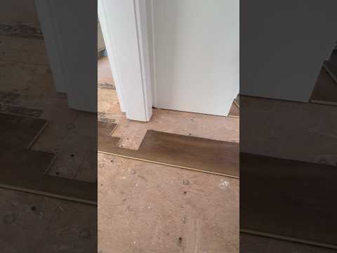 Fitting Flooring Around Door Jambs #lvpflooring #installation #contractor #interiordesign #newbuild