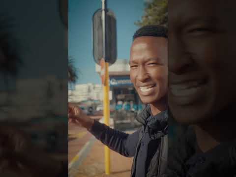 Traffic light challenge in Cape Town - Green light barely lasts long enough to cross the street?