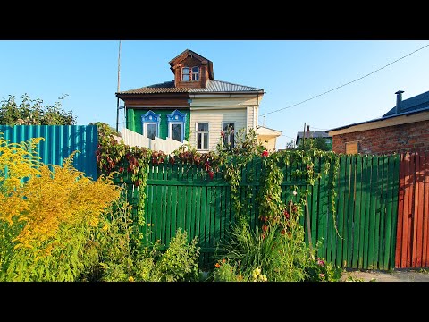 Contrasts of Russian Village / Bike Trip in the Countryside near Moscow