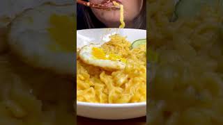 Satisfying 💜💜 #shorts #asmr #mukbang #carbofirenoodles #eatingsounds #noodles #food