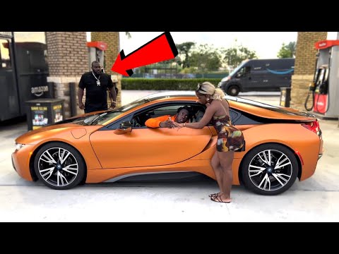 GOLD DIGGER PRANK IN THE HOOD PART 18!