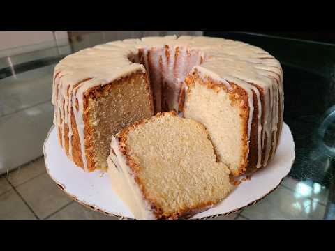 Homemade Peanut Butter Crunch Cake