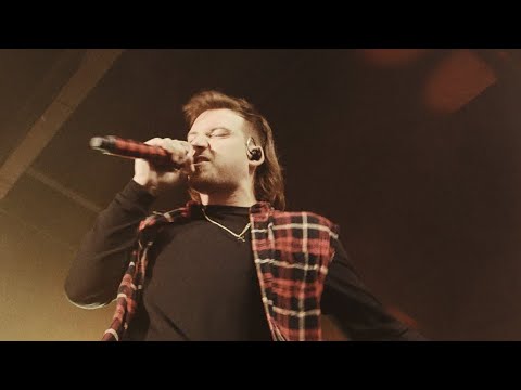 Morgan Wallen - Whiskey Glasses (Live)