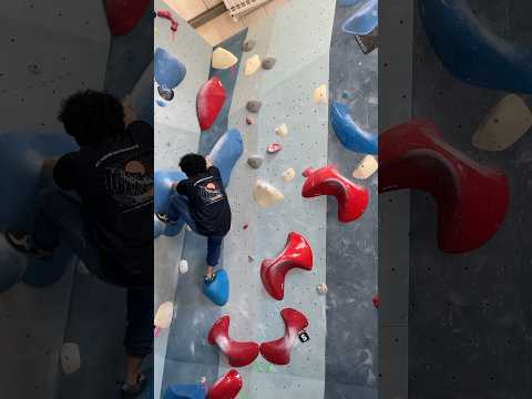 6a with big holds at boulderbar salzburg #bouldering #salzburg