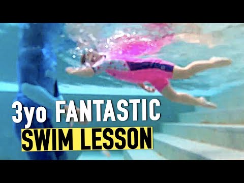 Little Kira learn to Swim like a Fish at 3 years old! 🐟☀️