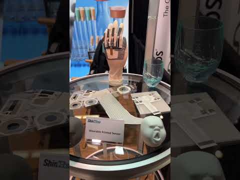 Wearable Printed Sensor on a glove 👋🤩 / Design Con 2023 in Santa Clara California