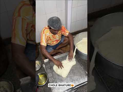 CHOLE BHATURE😍 | Indian street food #shorts #viral #shortsvideo