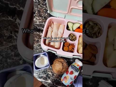 What I packed my 7 year old in her lunchbox today #youtubeshorts #kidslunchbox