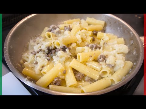 Italians cook cauliflower this way【Rigatoni cavolfiole e salsiccia】