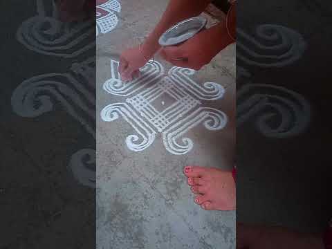 #shortsvideo#padikolam#margalikolam#friday & Tuesday kolam#pandagamugulu#lakshmi's kolam