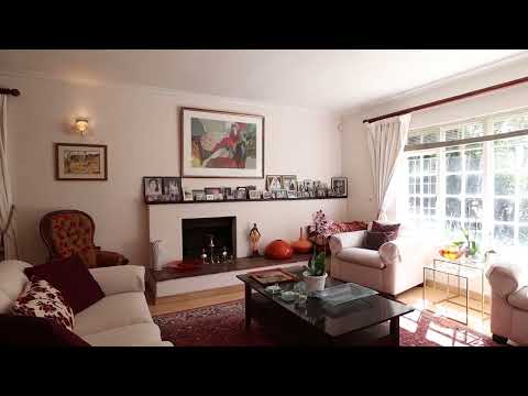 4 Bedroom House For Sale in Constantia, Cape Town