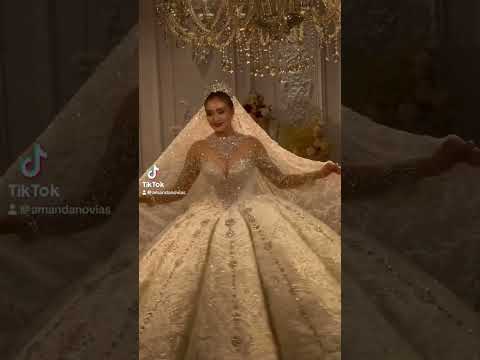 Amanda  Novias luxury wedding dress collection