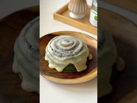 matcha cinnamon roll pancakes | easy and delicious way to upgrade your breakfast!