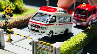 【総集編】踏切事故、踏み間違い、火災、緊急出動ダイジェスト【働く車】tomica Ambulance minicar runs in anemergency! driving test