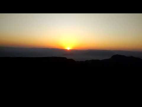 Sunrise live at Matheran at sunrise point