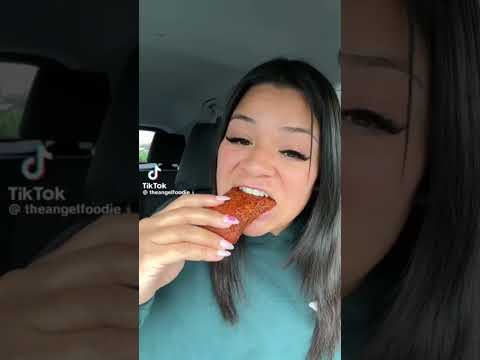 Nashville hot mozzarella sticks mukbang #mukbang #foryou #asmr #eatingsounds#shorts