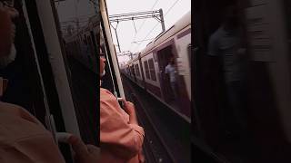 Mumbai local train 🚆 high speed 😲😲. #mumbai #mumbailocaltrain #viralshorts #shorts