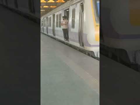 Mumbai local train India #youtubeshorts #ytshorts #viralshort #trending #shortsvideo