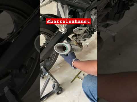 New exhaust for Triumph Street Triple 765 Sound👌👌 #barrelexhaust